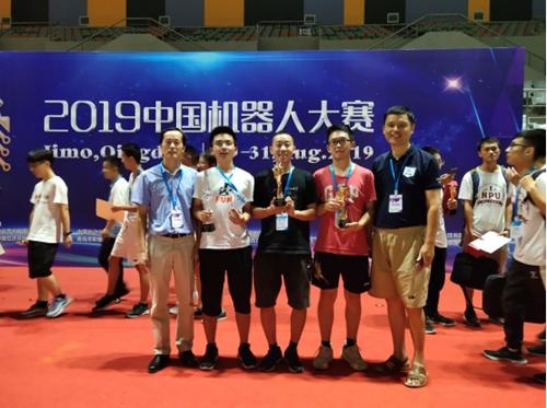 说明: //hssf88.com/__local/8/25/84/9D3272AE3A27D7AFED5A0D8BACD_08CCFE67_17BBE.jpg